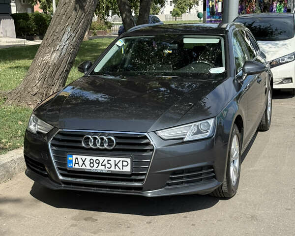 Серый Ауди А4, объемом двигателя 1.97 л и пробегом 221 тыс. км за 16990 $, фото 1 на Automoto.ua