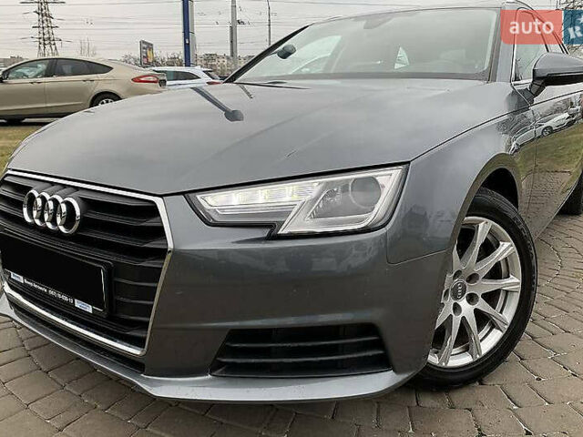 Ауді А4 2017 у Києві на Automoto.ua Сірий Ауді А4, об'ємом двигуна 1.97 л та пробігом 143 тис. км за 18500 $, фото 1 на Automoto.ua