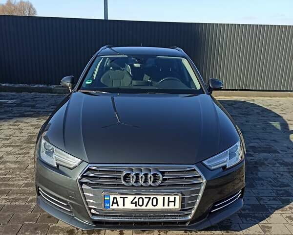 Серый Ауди А4, объемом двигателя 2 л и пробегом 178 тыс. км за 17000 $, фото 1 на Automoto.ua