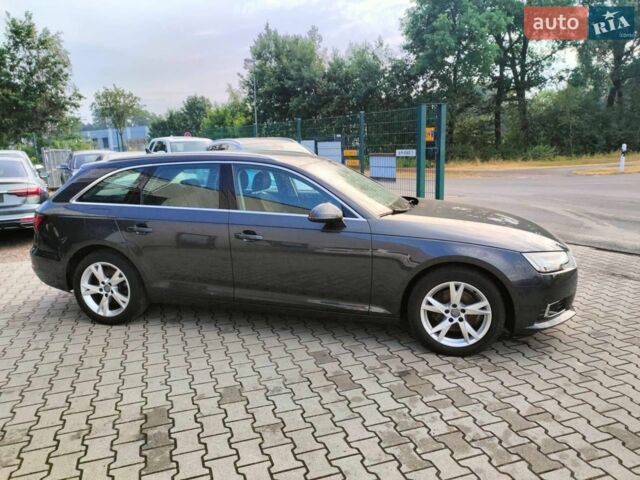Серый Ауди А4, объемом двигателя 2 л и пробегом 172 тыс. км за 20500 $, фото 1 на Automoto.ua