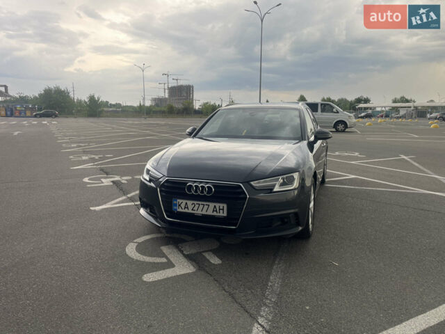 Сірий Ауді А4, об'ємом двигуна 2 л та пробігом 287 тис. км за 18000 $, фото 1 на Automoto.ua