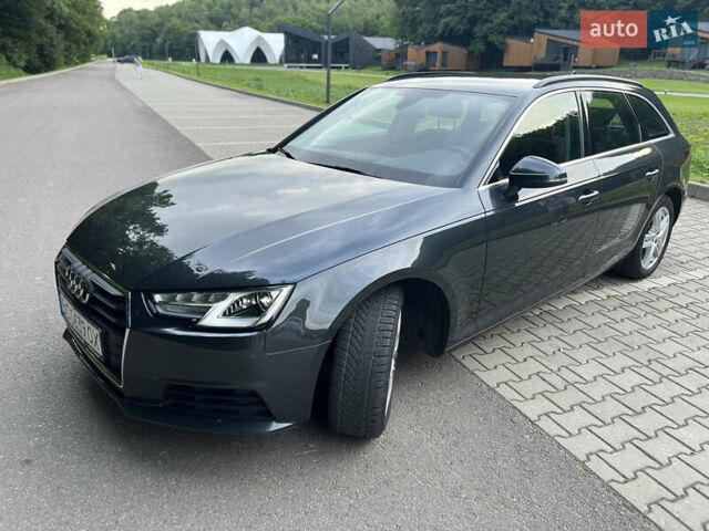 Ауді А4 2018 у Львові на Automoto.ua Сірий Ауді А4, об'ємом двигуна 1.97 л та пробігом 179 тис. км за 24900 $, фото 1 на Automoto.ua
