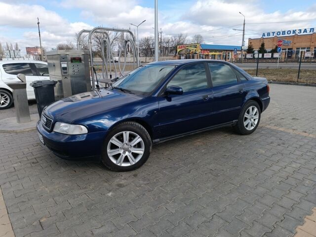 Синій Ауді А4, об'ємом двигуна 0 л та пробігом 308 тис. км за 3400 $, фото 1 на Automoto.ua