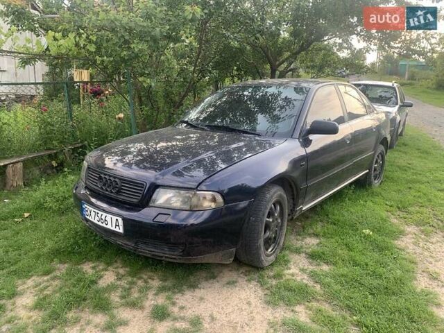 Синий Ауди А4, объемом двигателя 1.8 л и пробегом 367 тыс. км за 2400 $, фото 1 на Automoto.ua