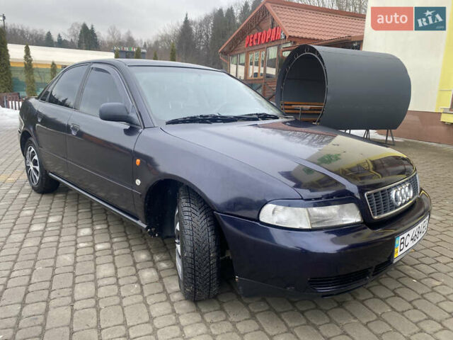 Синий Ауди А4, объемом двигателя 1.8 л и пробегом 353 тыс. км за 2990 $, фото 1 на Automoto.ua
