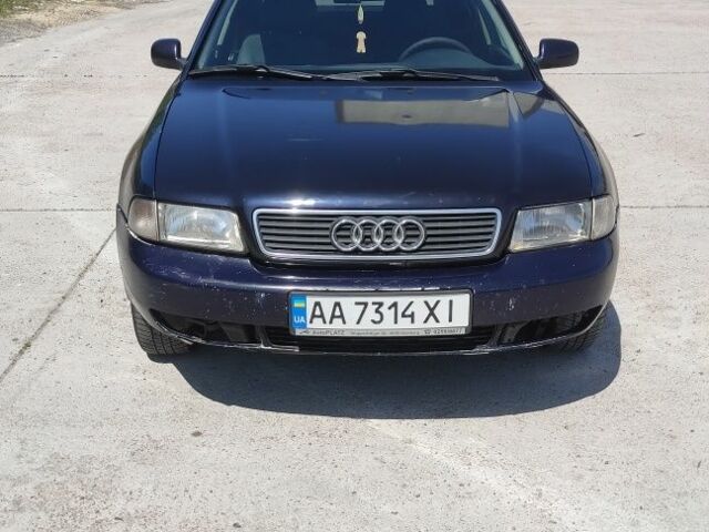 Синий Ауди А4, объемом двигателя 0 л и пробегом 517 тыс. км за 2600 $, фото 1 на Automoto.ua