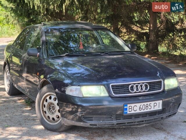 Синий Ауди А4, объемом двигателя 1.8 л и пробегом 330 тыс. км за 750 $, фото 1 на Automoto.ua