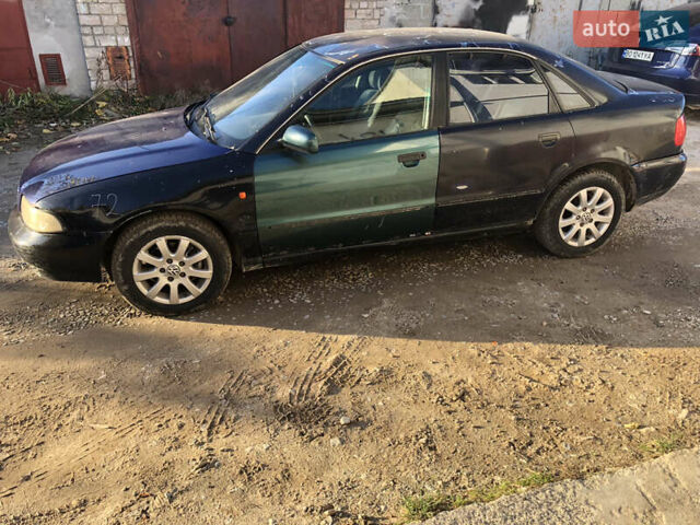 Синий Ауди А4, объемом двигателя 1.6 л и пробегом 350 тыс. км за 1499 $, фото 1 на Automoto.ua