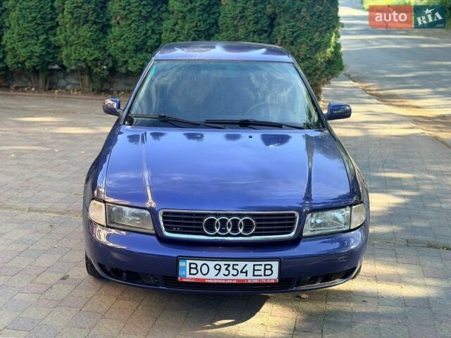 Синий Ауди А4, объемом двигателя 1.6 л и пробегом 355 тыс. км за 1850 $, фото 1 на Automoto.ua