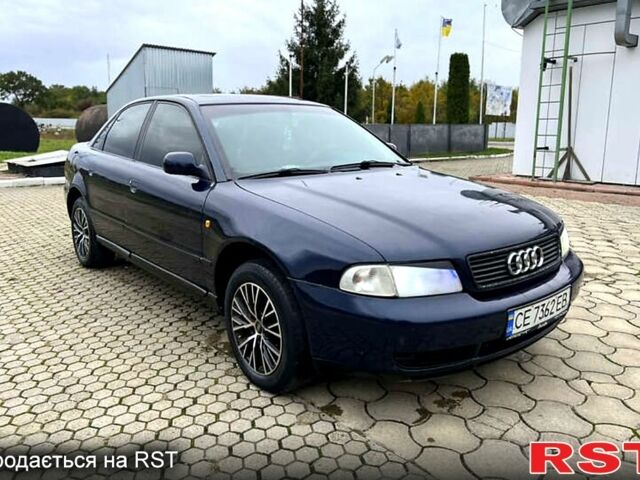 Синий Ауди А4, объемом двигателя 1.6 л и пробегом 0 тыс. км за 2800 $, фото 1 на Automoto.ua