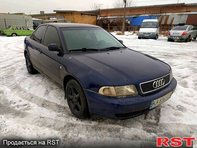 Синій Ауді А4, об'ємом двигуна 1.8 л та пробігом 215 тис. км за 2150 $, фото 1 на Automoto.ua