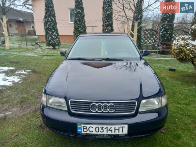 Синий Ауди А4, объемом двигателя 1.6 л и пробегом 210 тыс. км за 4073 $, фото 1 на Automoto.ua