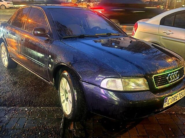 Синій Ауді А4, об'ємом двигуна 1.9 л та пробігом 447 тис. км за 2850 $, фото 1 на Automoto.ua