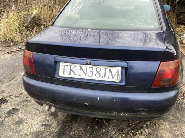 Синій Ауді А4, об'ємом двигуна 1.9 л та пробігом 380 тис. км за 950 $, фото 1 на Automoto.ua