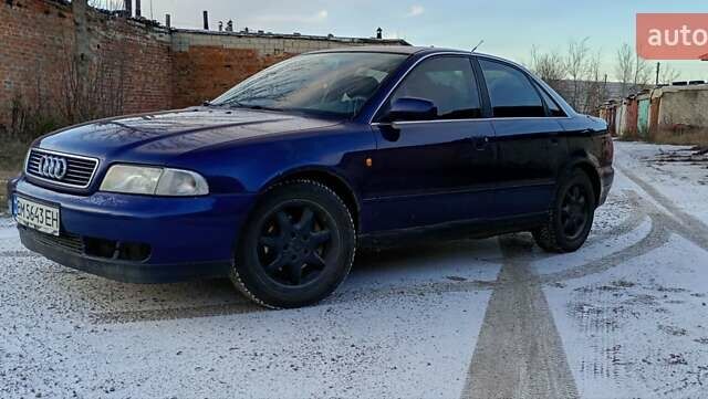 Синий Ауди А4, объемом двигателя 2.5 л и пробегом 390 тыс. км за 2500 $, фото 1 на Automoto.ua