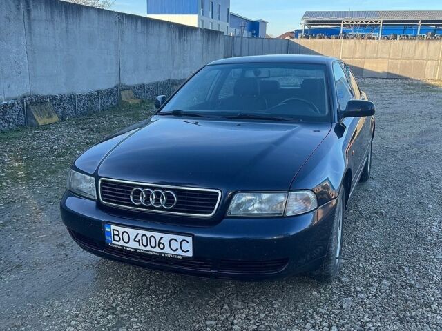 Синій Ауді А4, об'ємом двигуна 1.6 л та пробігом 182 тис. км за 4400 $, фото 1 на Automoto.ua