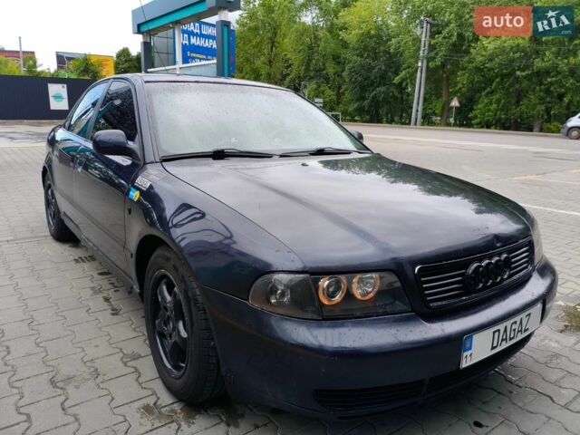Синій Ауді А4, об'ємом двигуна 1.6 л та пробігом 414 тис. км за 3000 $, фото 1 на Automoto.ua