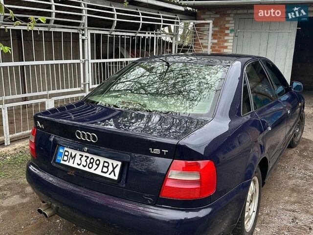 Синий Ауди А4, объемом двигателя 1.78 л и пробегом 327 тыс. км за 2000 $, фото 1 на Automoto.ua