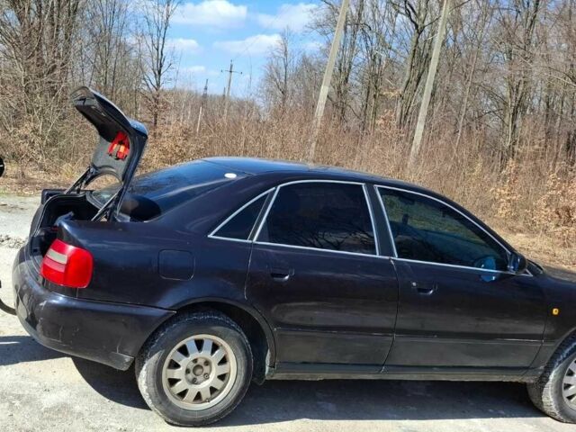 Синій Ауді А4, об'ємом двигуна 2.5 л та пробігом 450 тис. км за 998 $, фото 1 на Automoto.ua