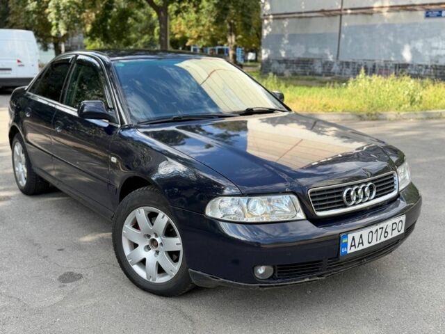 Синій Ауді А4, об'ємом двигуна 2.5 л та пробігом 300 тис. км за 2494 $, фото 1 на Automoto.ua
