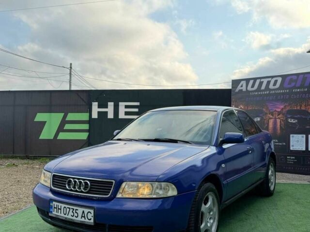 Синій Ауді А4, об'ємом двигуна 1.8 л та пробігом 456 тис. км за 1856 $, фото 1 на Automoto.ua