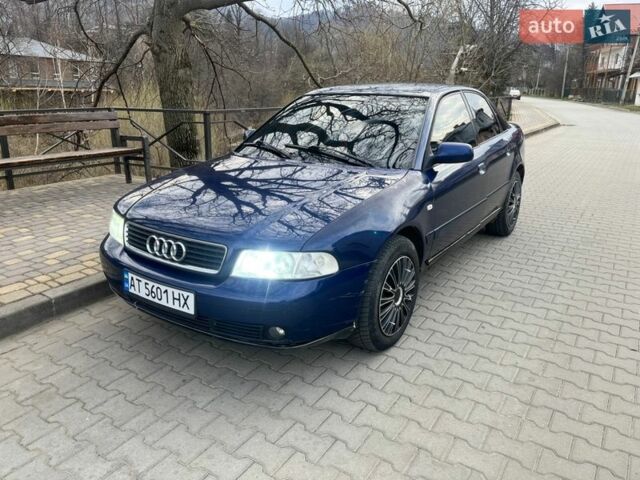 Синій Ауді А4, об'ємом двигуна 1.78 л та пробігом 240 тис. км за 2450 $, фото 1 на Automoto.ua