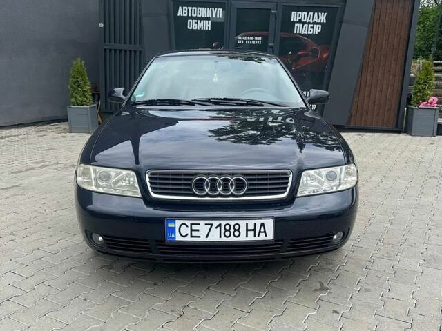 Синий Ауди А4, объемом двигателя 1.6 л и пробегом 200 тыс. км за 3999 $, фото 1 на Automoto.ua