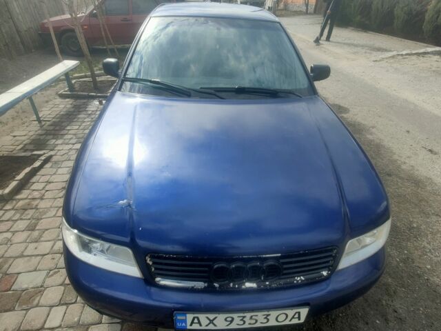 Синій Ауді А4, об'ємом двигуна 1.8 л та пробігом 406 тис. км за 3000 $, фото 1 на Automoto.ua