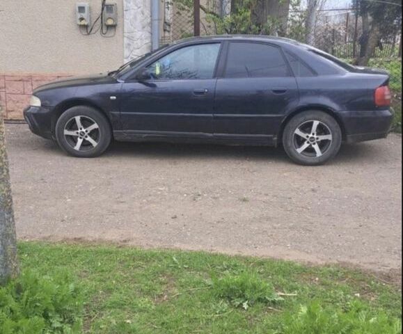 Синій Ауді А4, об'ємом двигуна 1.9 л та пробігом 20 тис. км за 1000 $, фото 1 на Automoto.ua