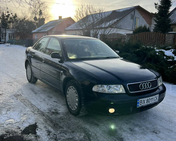 Синий Ауди А4, объемом двигателя 1.9 л и пробегом 400 тыс. км за 3450 $, фото 1 на Automoto.ua