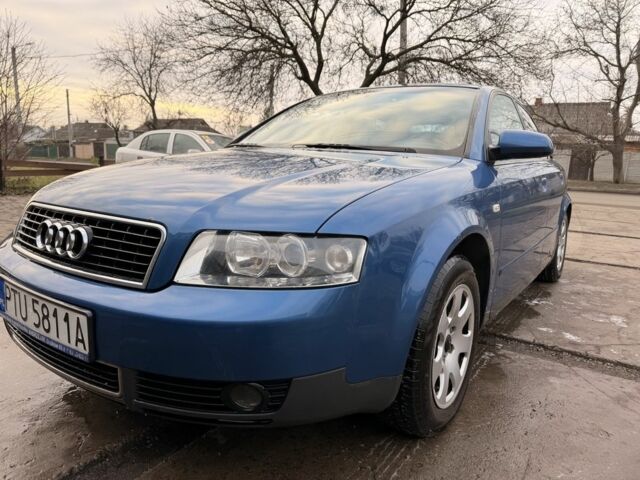 Синий Ауди А4, объемом двигателя 2 л и пробегом 333 тыс. км за 2800 $, фото 1 на Automoto.ua