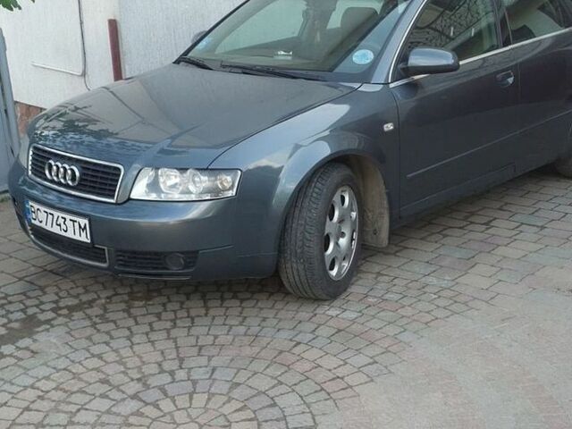 Синий Ауди А4, объемом двигателя 1.98 л и пробегом 232 тыс. км за 4200 $, фото 1 на Automoto.ua
