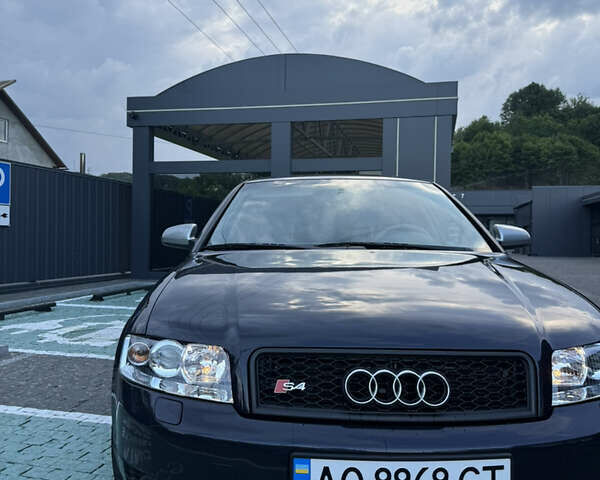 Синий Ауди А4, объемом двигателя 2 л и пробегом 340 тыс. км за 5700 $, фото 1 на Automoto.ua