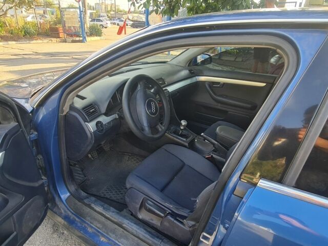 Синій Ауді А4, об'ємом двигуна 1 л та пробігом 1000 тис. км за 1904 $, фото 1 на Automoto.ua