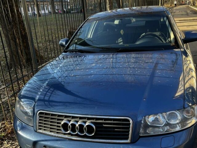 Синій Ауді А4, об'ємом двигуна 1.78 л та пробігом 370 тис. км за 4500 $, фото 1 на Automoto.ua