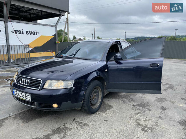 Синій Ауді А4, об'ємом двигуна 1.6 л та пробігом 300 тис. км за 3800 $, фото 1 на Automoto.ua