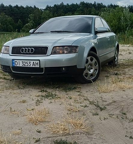 Синий Ауди А4, объемом двигателя 2.39 л и пробегом 276 тыс. км за 4200 $, фото 1 на Automoto.ua