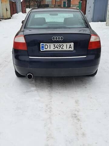Синій Ауді А4, об'ємом двигуна 2 л та пробігом 222 тис. км за 5200 $, фото 1 на Automoto.ua
