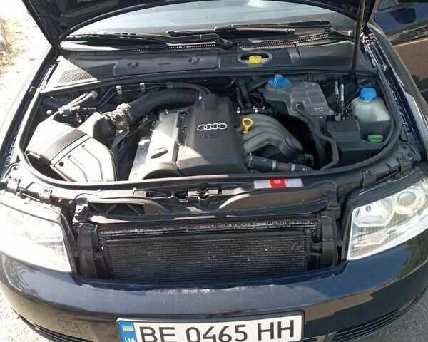 Синий Ауди А4, объемом двигателя 1.6 л и пробегом 237 тыс. км за 6000 $, фото 1 на Automoto.ua