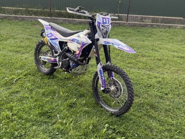 Синий Ауди А4, объемом двигателя 0 л и пробегом 277 тыс. км за 3621 $, фото 1 на Automoto.ua