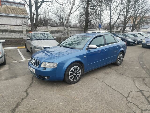 Синий Ауди А4, объемом двигателя 0 л и пробегом 310 тыс. км за 2200 $, фото 1 на Automoto.ua