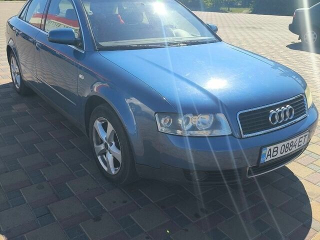 Синий Ауди А4, объемом двигателя 2.4 л и пробегом 278 тыс. км за 3300 $, фото 1 на Automoto.ua