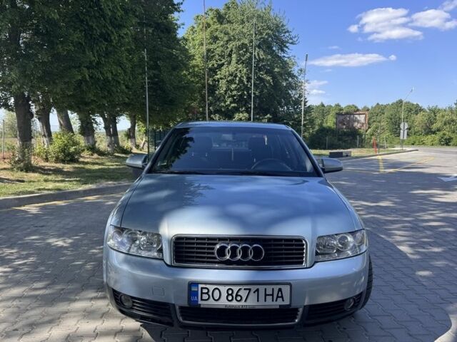 Синій Ауді А4, об'ємом двигуна 2 л та пробігом 242 тис. км за 4500 $, фото 1 на Automoto.ua
