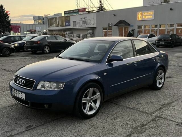Синий Ауди А4, объемом двигателя 2 л и пробегом 273 тыс. км за 3100 $, фото 1 на Automoto.ua