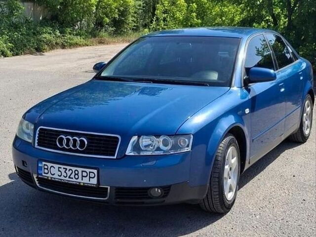 Синій Ауді А4, об'ємом двигуна 2 л та пробігом 332 тис. км за 4300 $, фото 1 на Automoto.ua