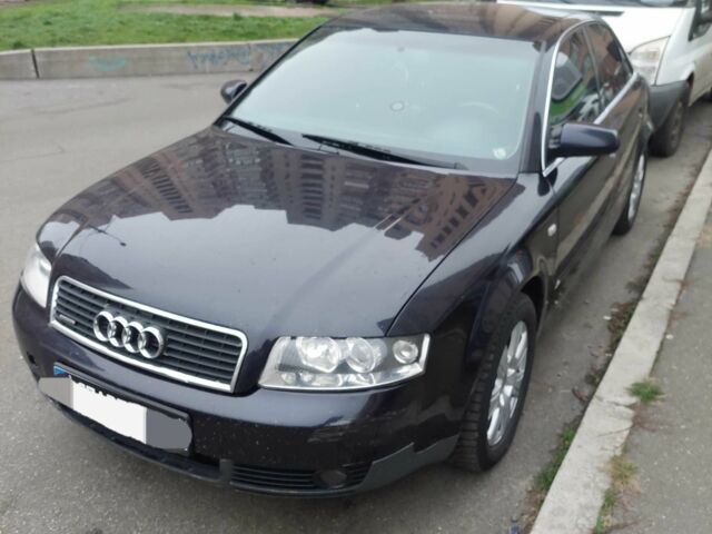 Синий Ауди А4, объемом двигателя 2.5 л и пробегом 370 тыс. км за 3700 $, фото 1 на Automoto.ua