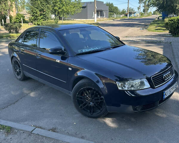 Синій Ауді А4, об'ємом двигуна 2.02 л та пробігом 299 тис. км за 4700 $, фото 1 на Automoto.ua
