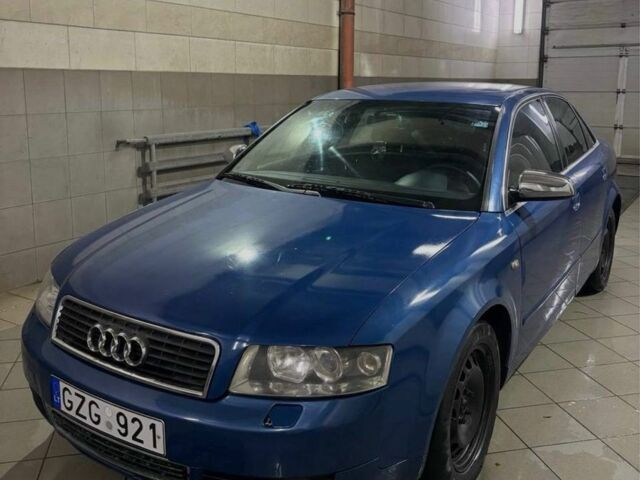 Синій Ауді А4, об'ємом двигуна 2.5 л та пробігом 320 тис. км за 2850 $, фото 1 на Automoto.ua