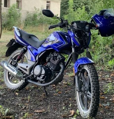 Синій Ауді А4, об'ємом двигуна 1.6 л та пробігом 214 тис. км за 5100 $, фото 1 на Automoto.ua