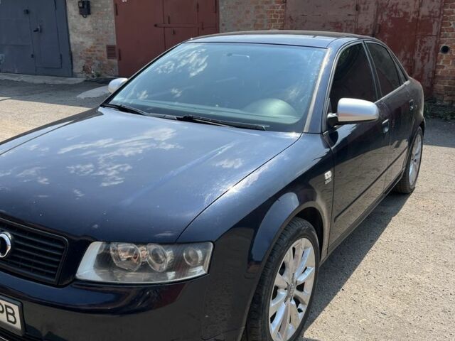 Синий Ауди А4, объемом двигателя 1.8 л и пробегом 418 тыс. км за 5196 $, фото 1 на Automoto.ua